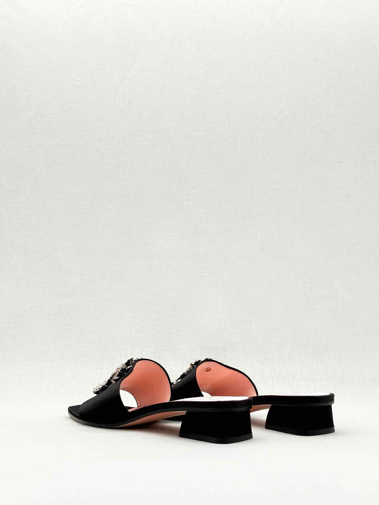 ROGER VIVIER Black Size EU 39 Mules