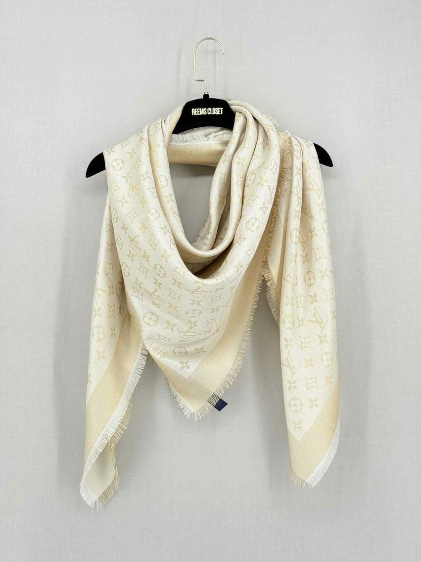 LOUIS VUITTON White Monogram Shawl