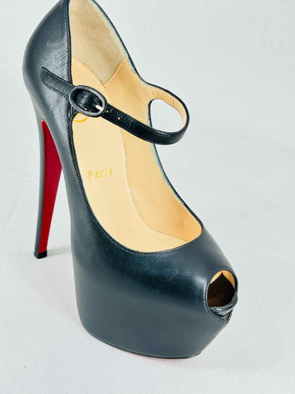 CHRISTIAN LOUBOUTIN Black Size EU 37 Pumps