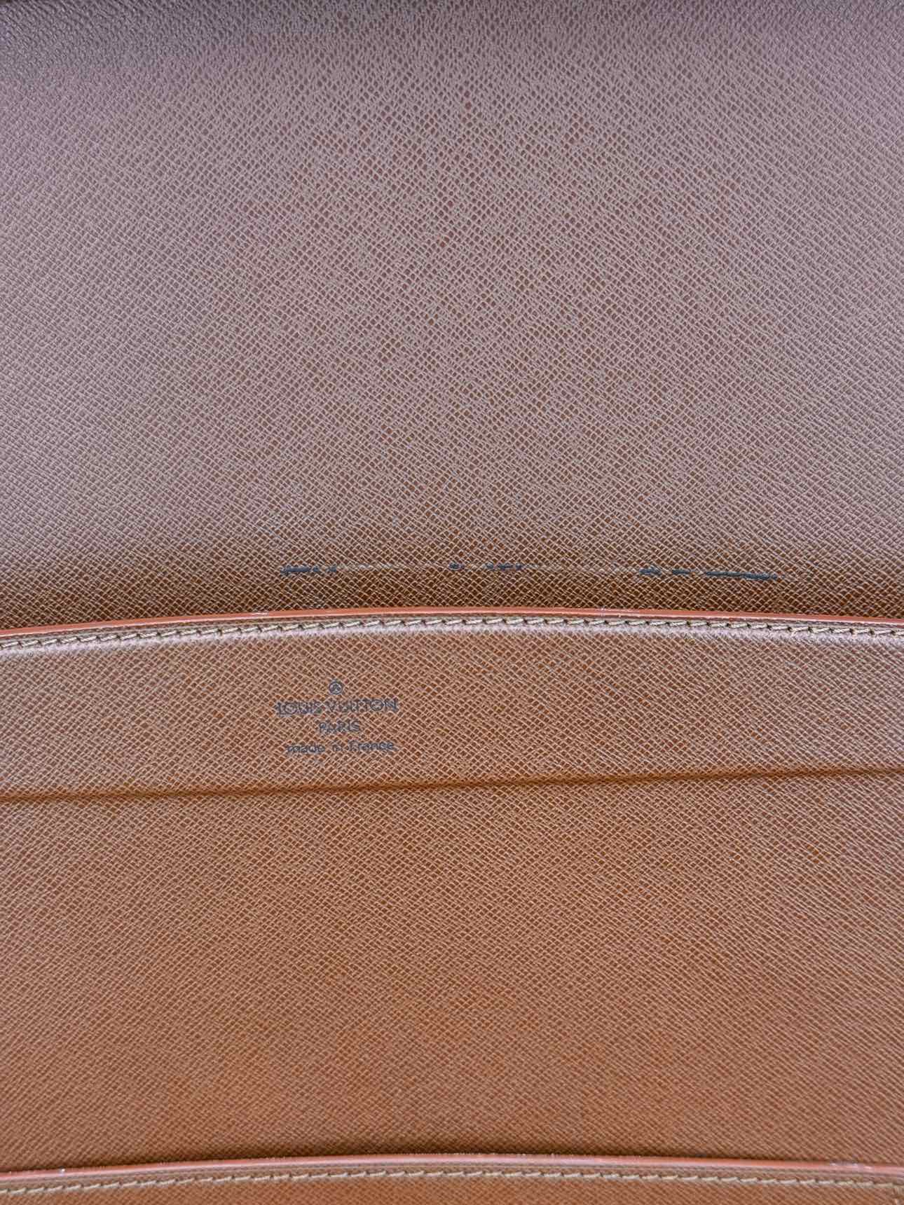 LOUIS VUITTON President Classeur Brown Briefcase
