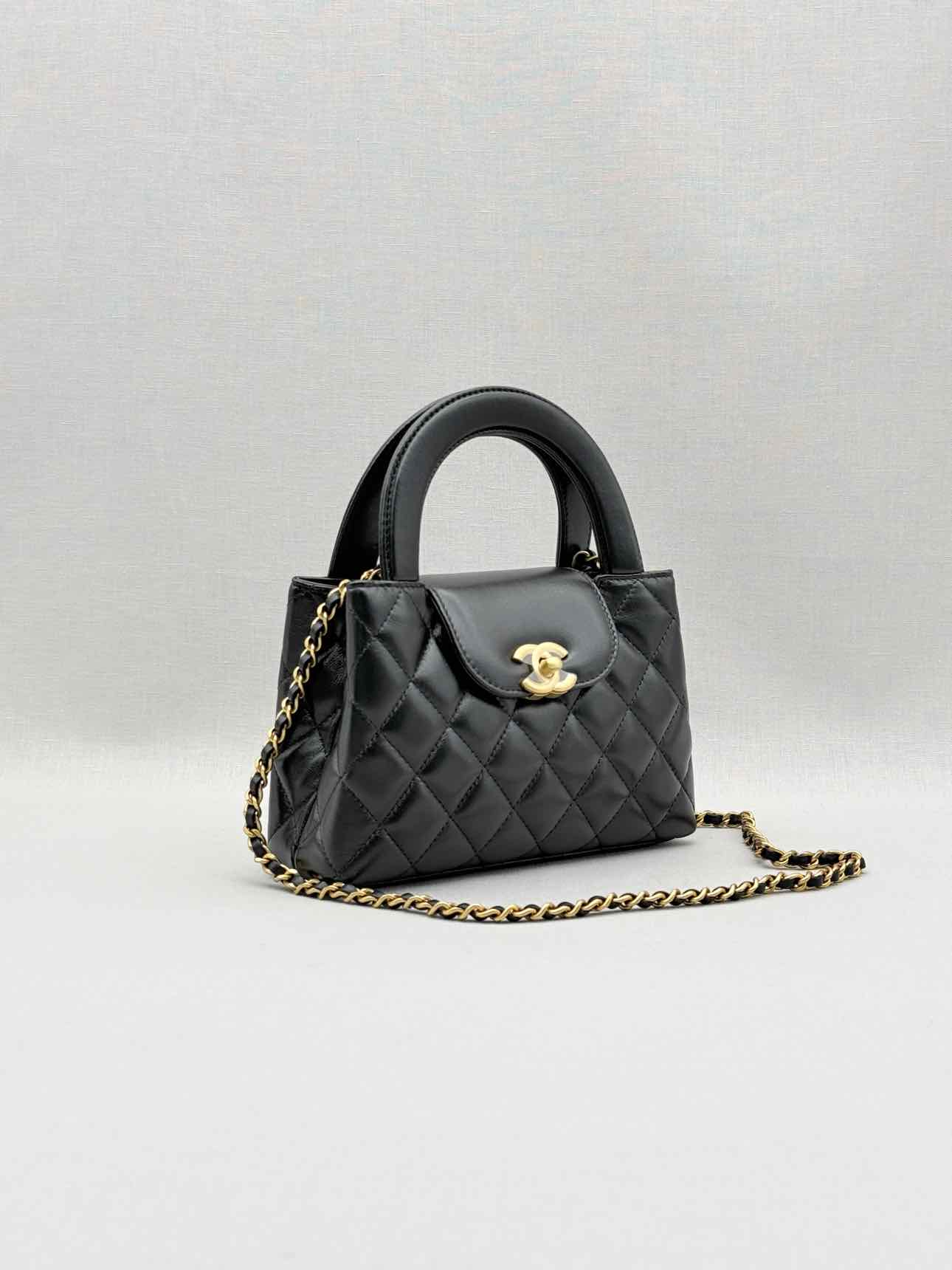 CHANEL Kelly Black Quilted Top Handle