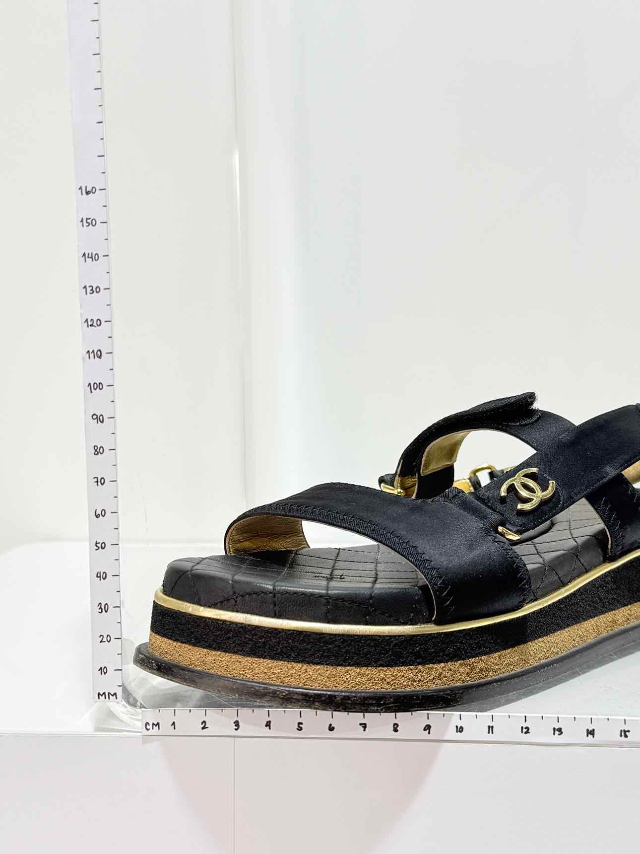 CHANEL Black Quilted Size EU 38.5 Platform Sandals