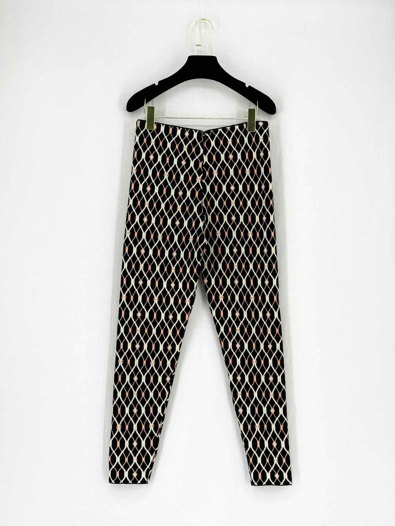 ELISABETTA FRANCHI Cropped Black & Gold Size US 8 Pants