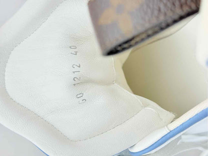 LOUIS VUITTON White & Blue Monogram Size EU 40 Sneakers