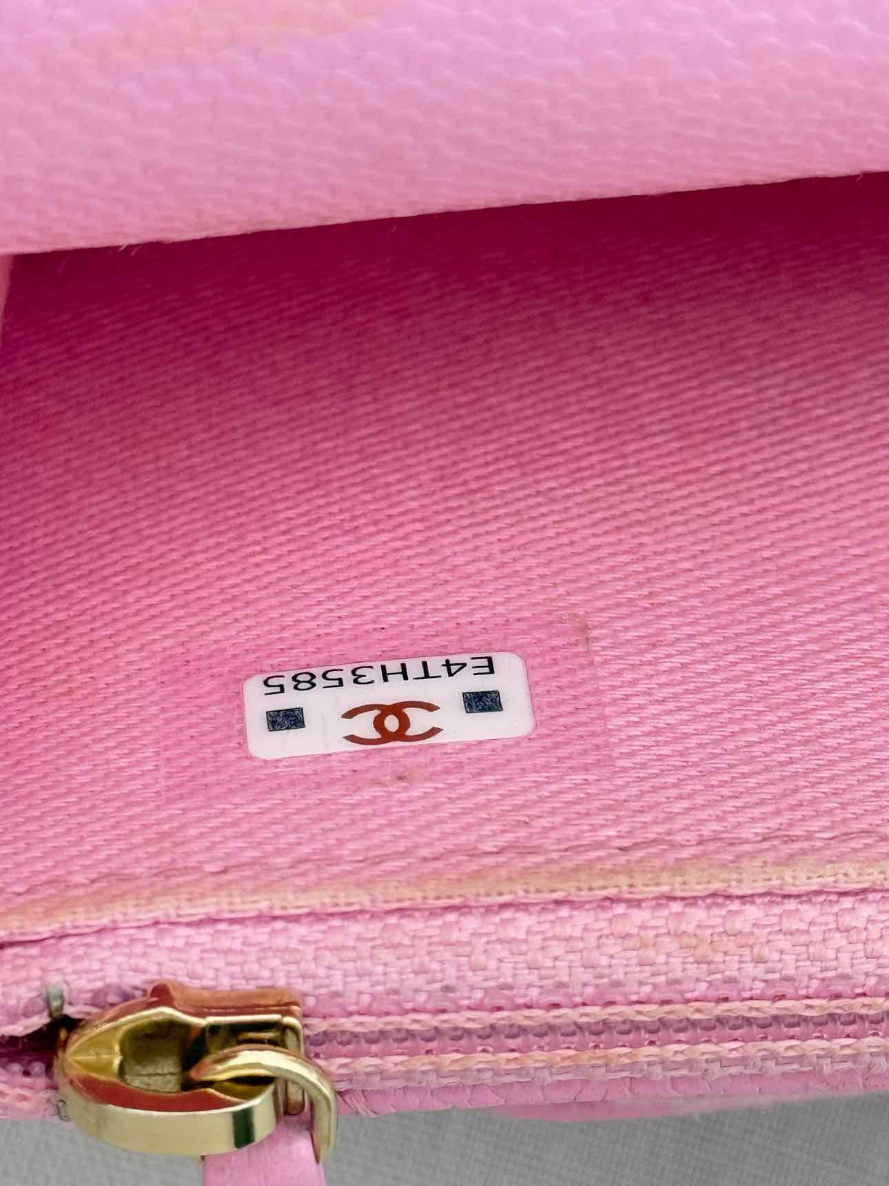 CHANEL Business Affinity Lilac Quilted Top Handle