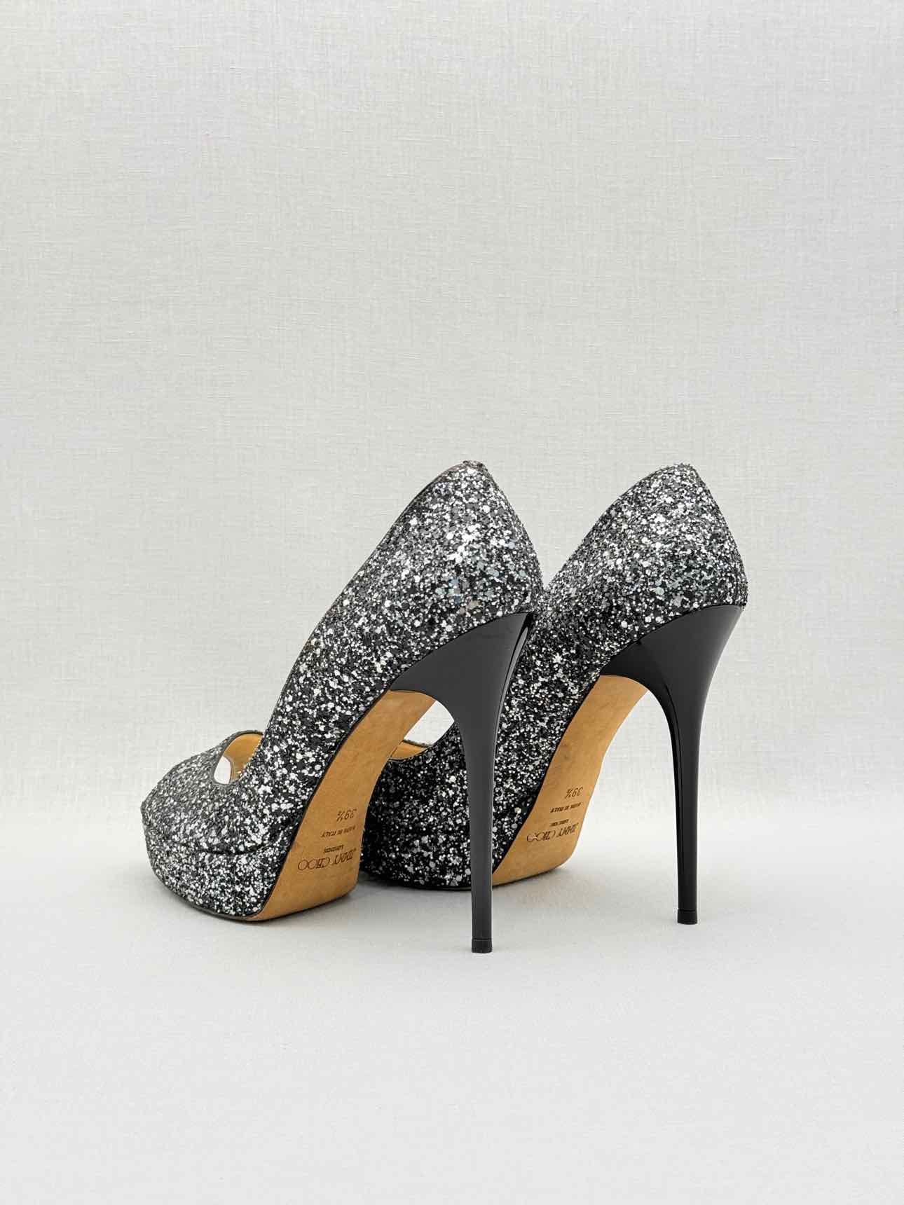 JIMMY CHOO Crown Black & Silver Size EU 39.5 Pumps