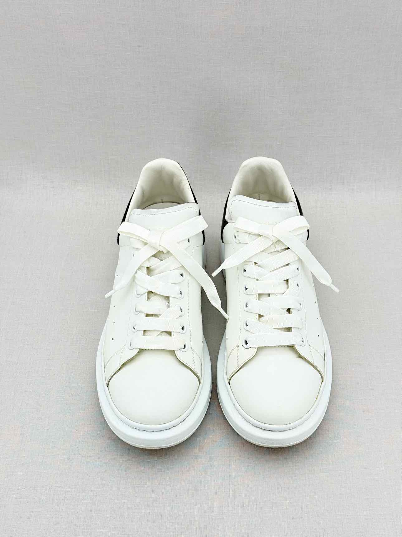 ALEXANDER MCQUEEN Oversized White Size EU 42 Sneakers