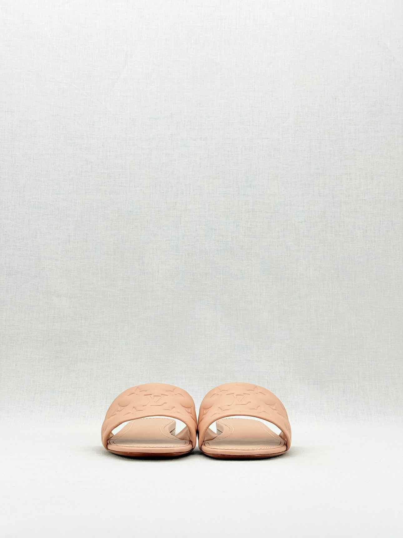 LOUIS VUITTON Revival Beige Size EU 38 Mules