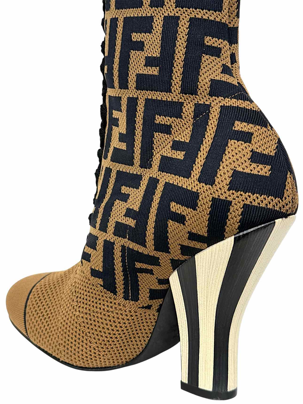 FENDI Brown & Black FF Motif Size EU 35 Ankle Boots