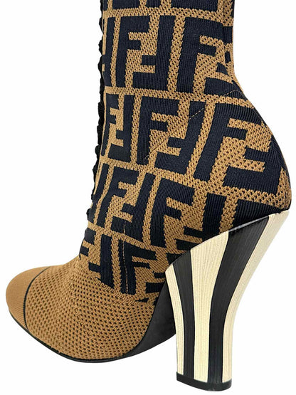 FENDI Brown & Black FF Motif Size EU 35 Ankle Boots