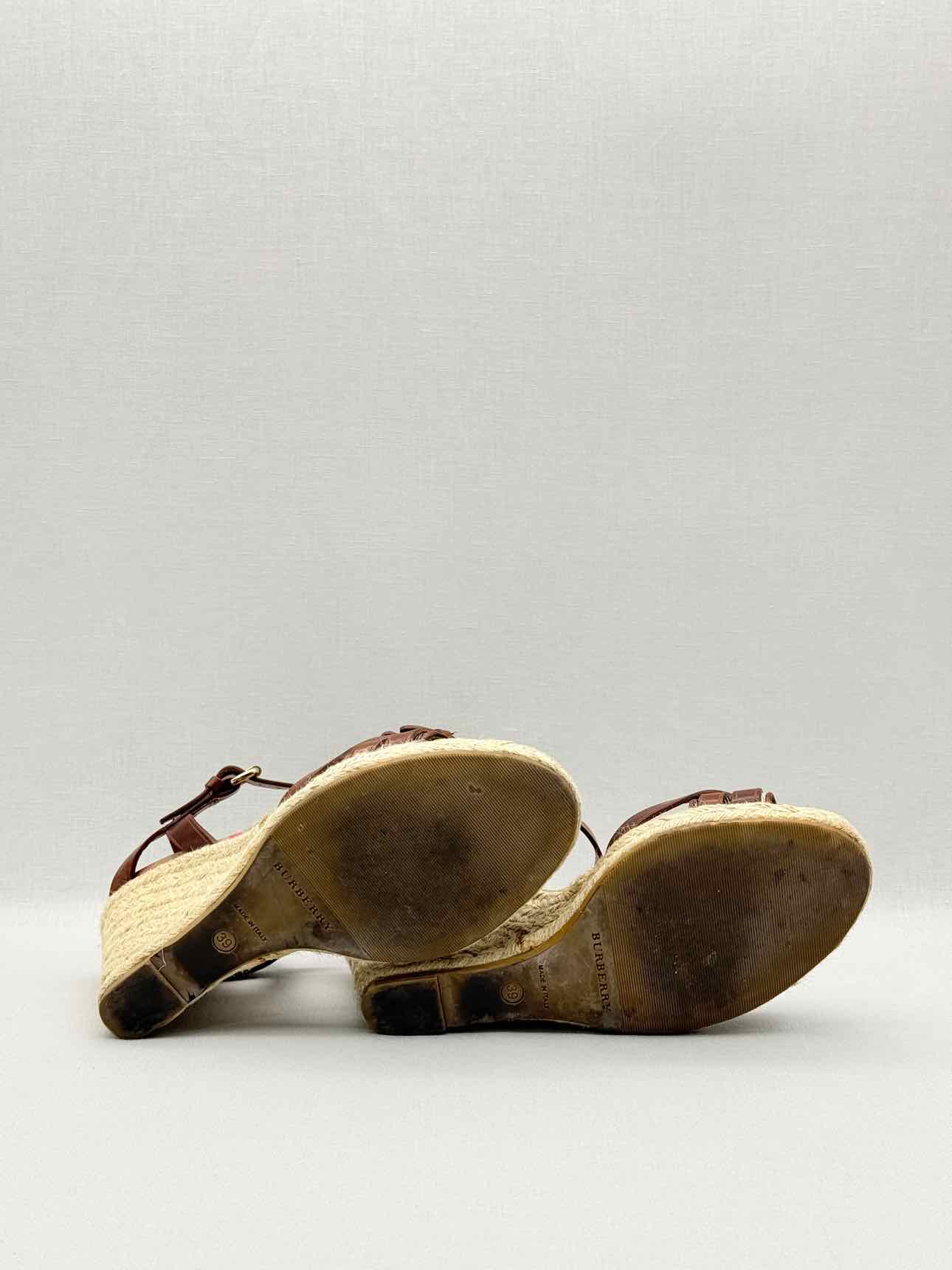 BURBERRY Brow Tan Check Size EU 39 Wedges