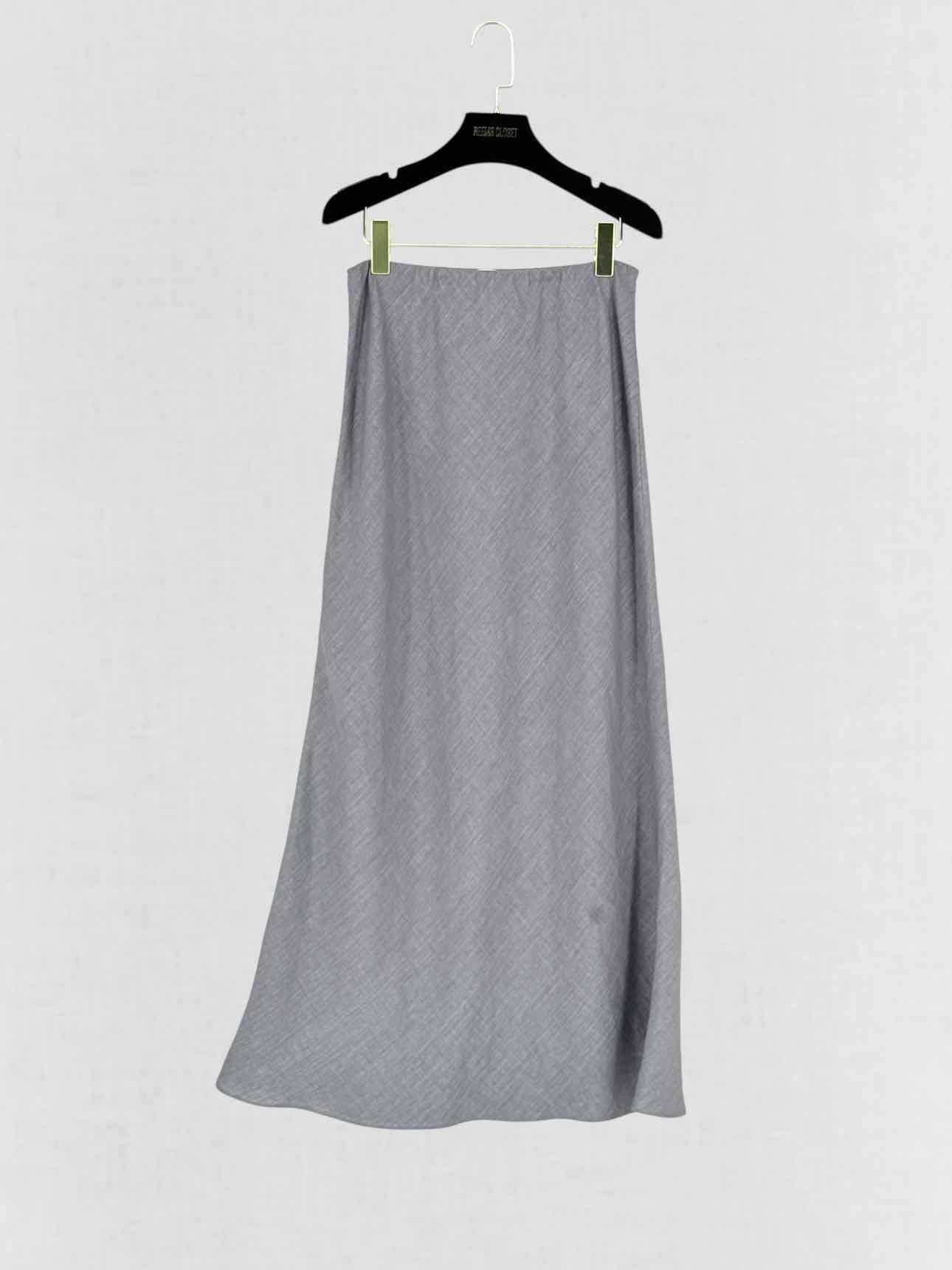 12 STOREEZ Delave Grey Size Small Outfit Set