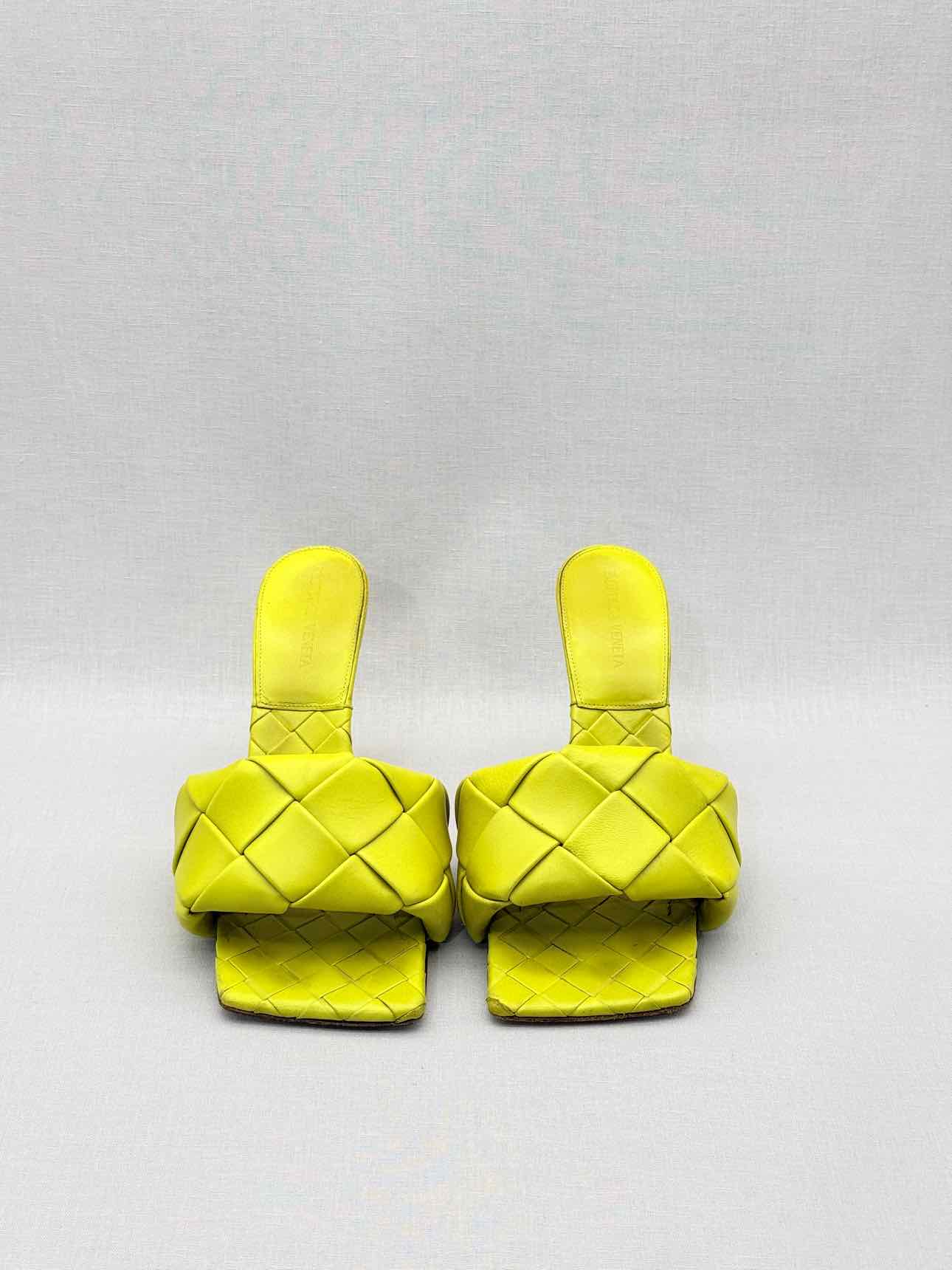 BOTTEGA VENETA Lido Yellow Woven Size EU 38 Mules