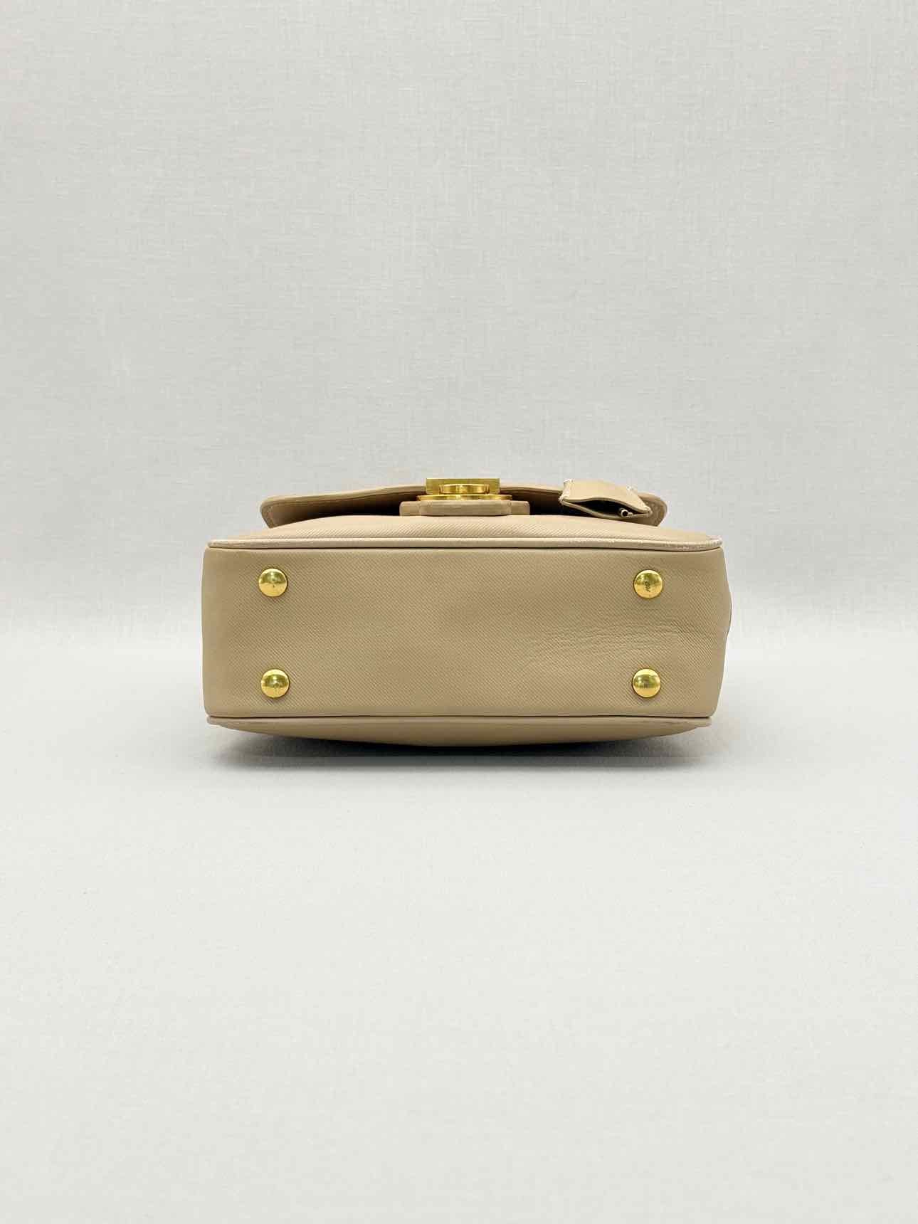 BURBERRY DK88 Beige Top Handle