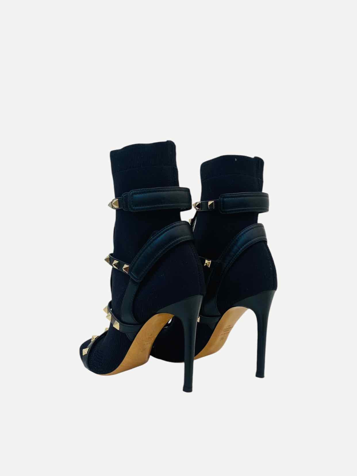 VALENTINO Rockstud Black Booties 35