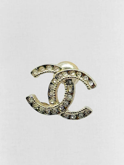 CHANEL Fashion Earrings