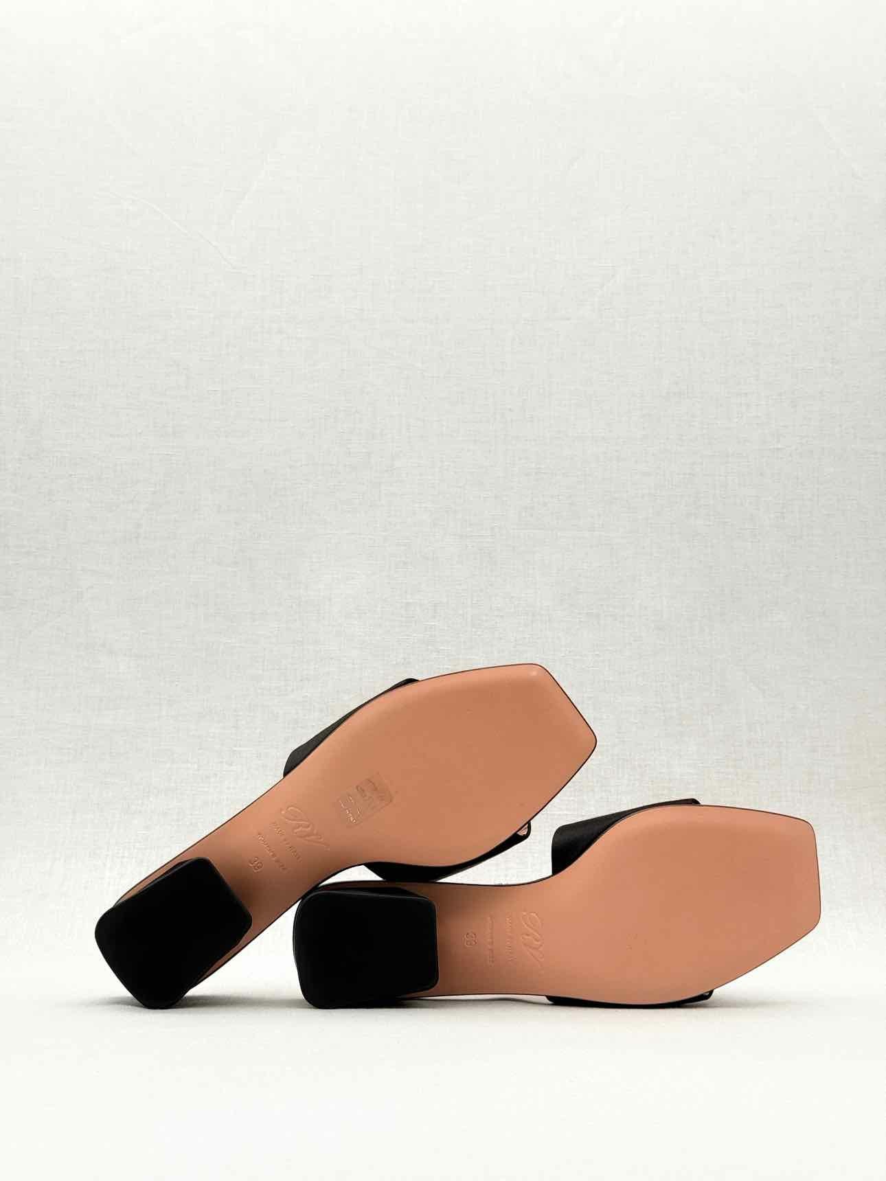 ROGER VIVIER Black Size EU 39 Mules