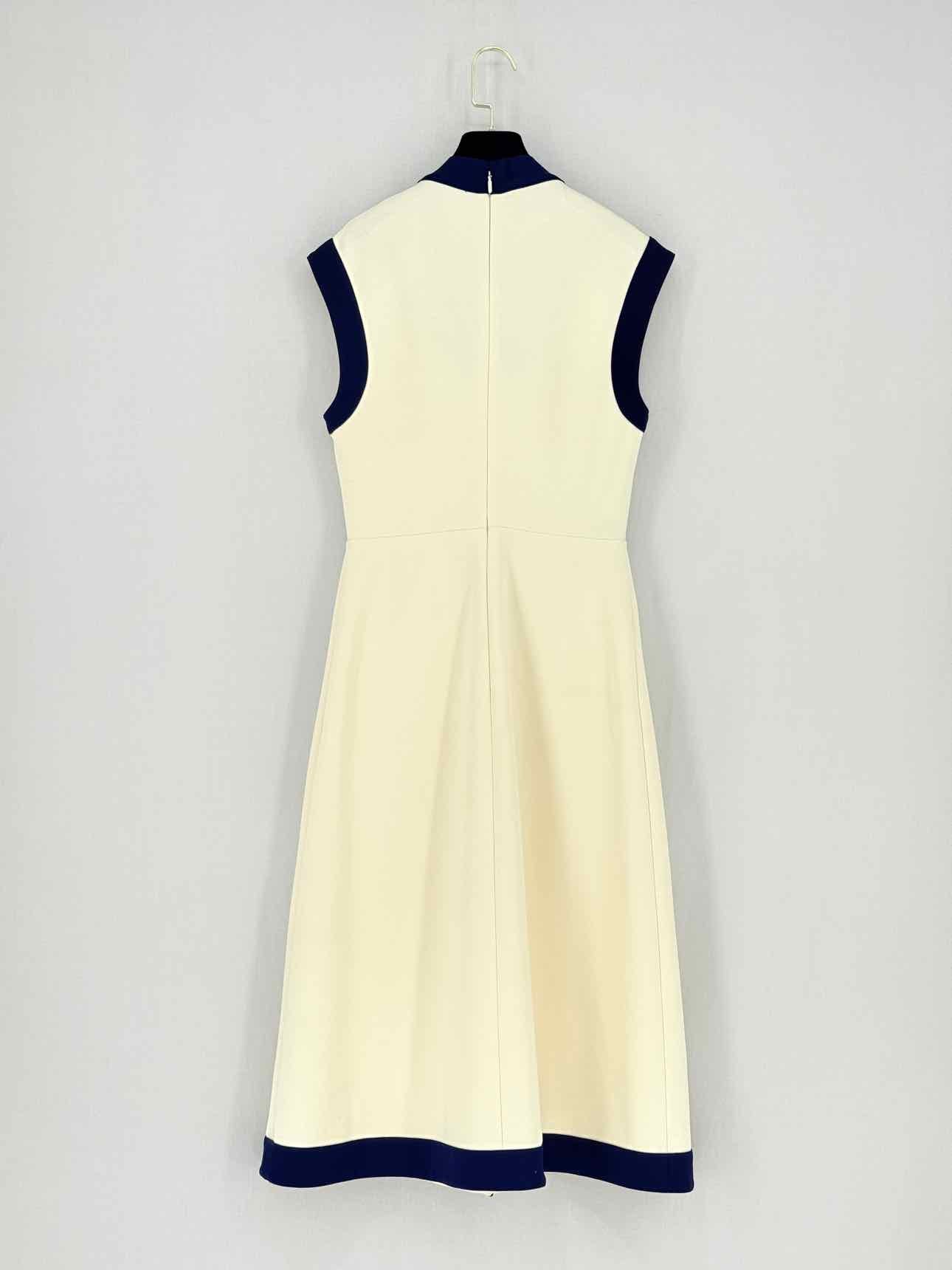 GUCCI Cream w/ Blue Contrast Trim Size Small Midi Dress