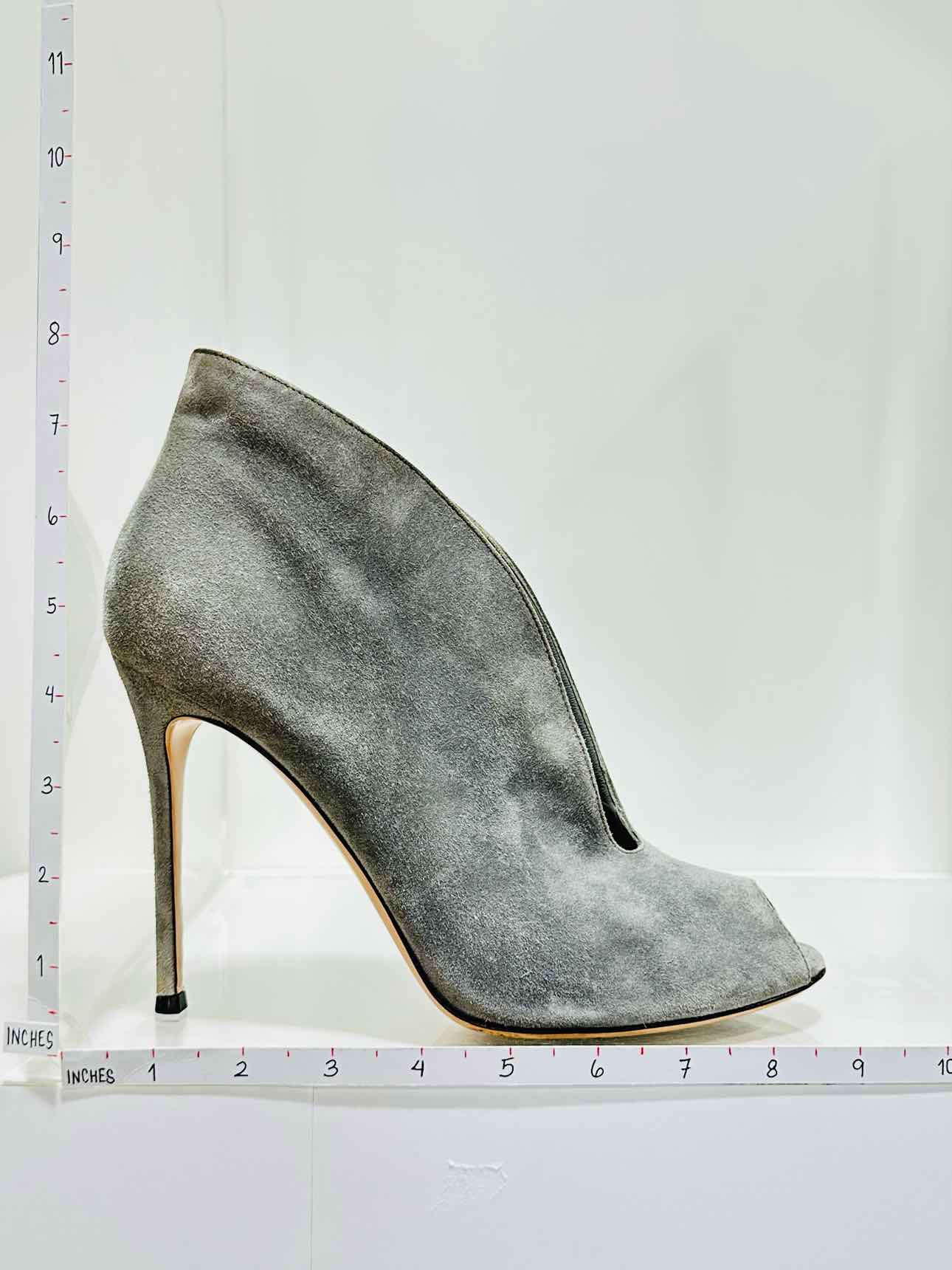GIANVITO ROSSI Vamp Grey Size EU 42 Booties