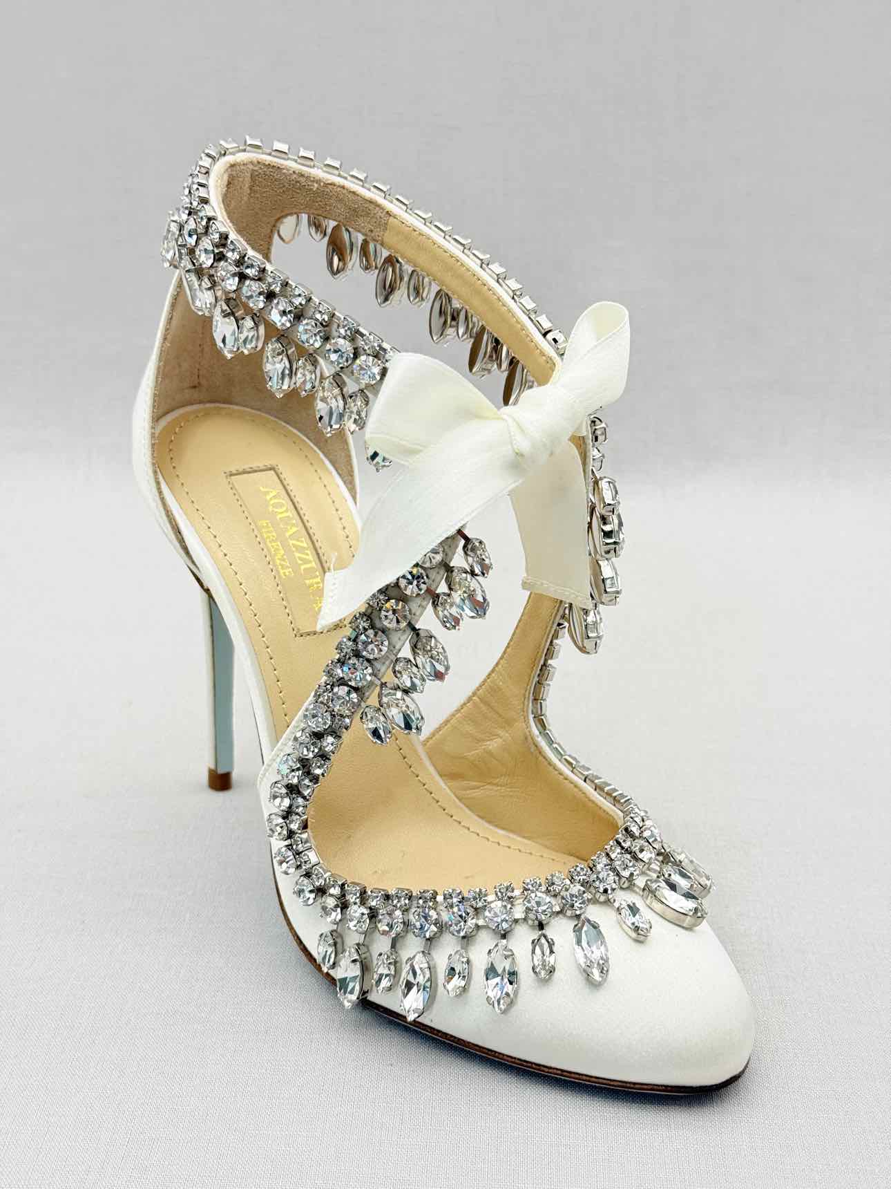 AQUAZZURA Stella Jeweled Bridle White Size EU 35 Pumps