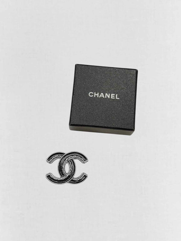CHANEL Fashion Brooch