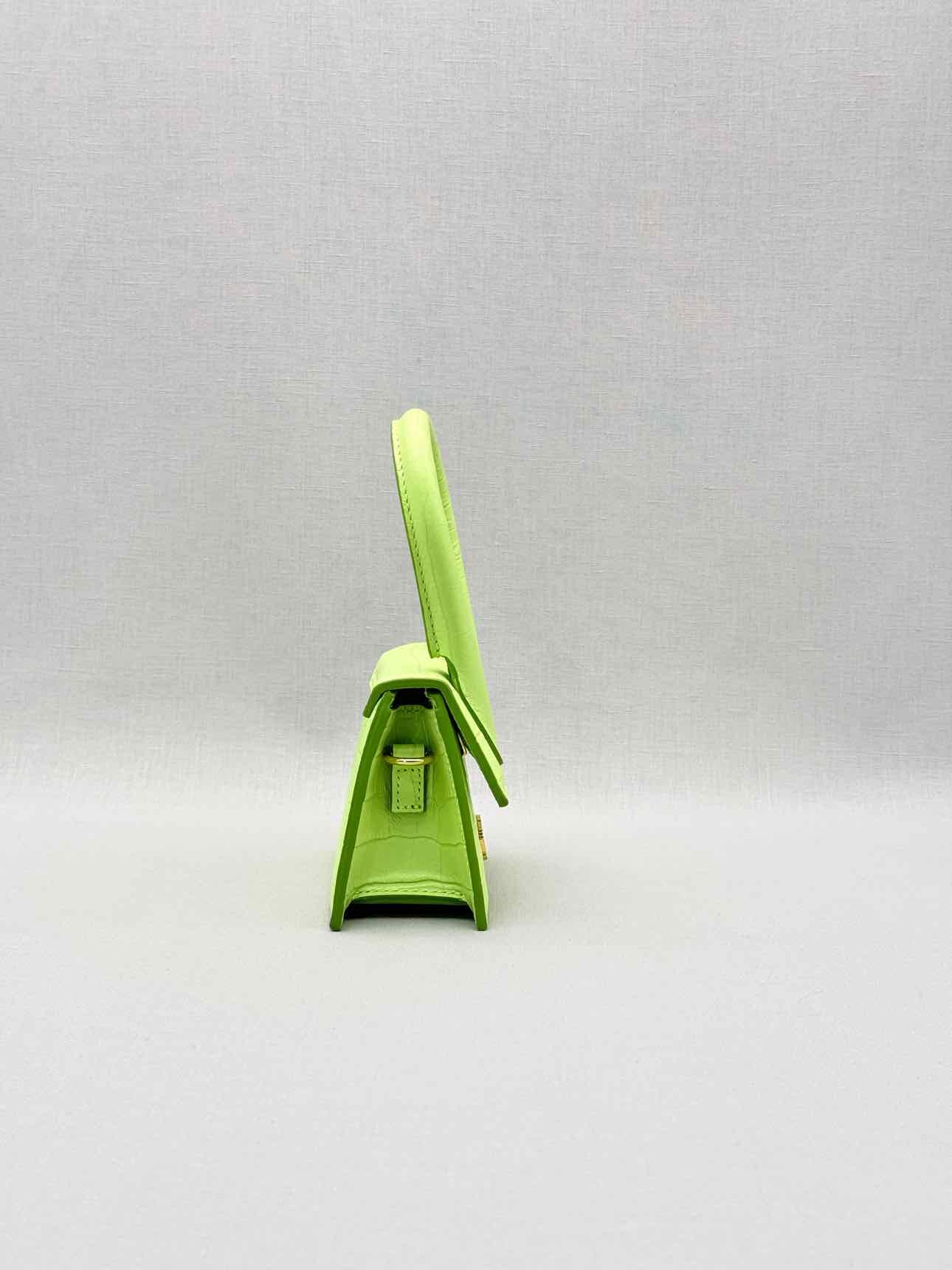 JACQUEMUS Le Chiquito Neon Green Top Handle