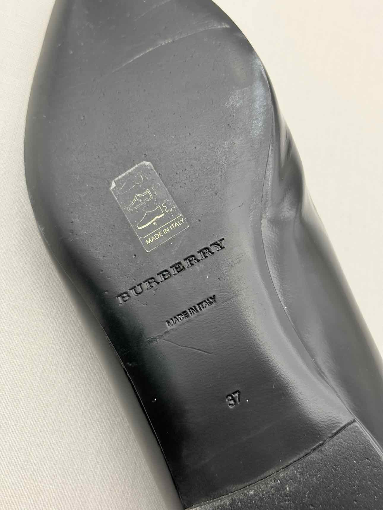 BURBERRY Black Size EU 37 Ballet Flats