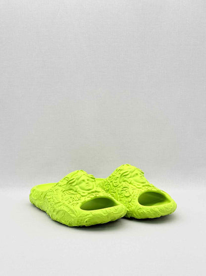 VERSACE Medusa Neon Green Size EU 43 Slides