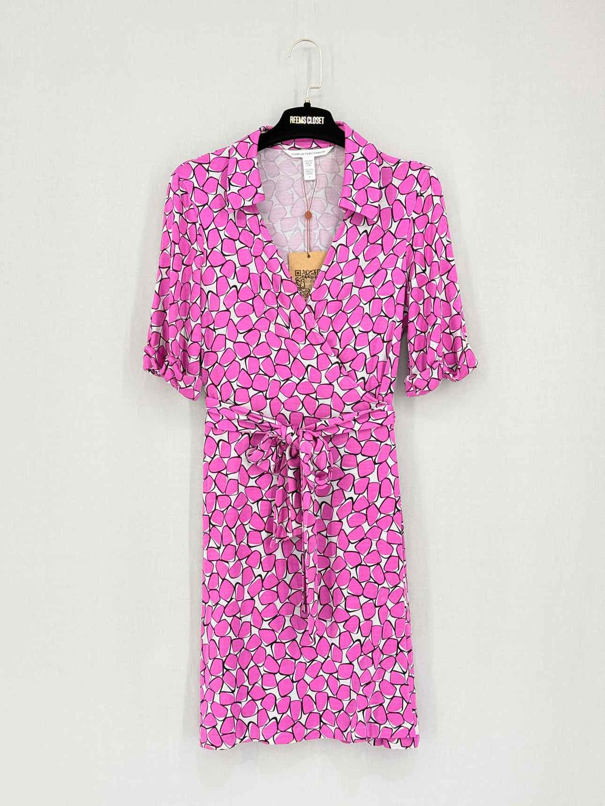 DIANE VON FURSTENBERG Wrap Pink Size US 8 Short Dress