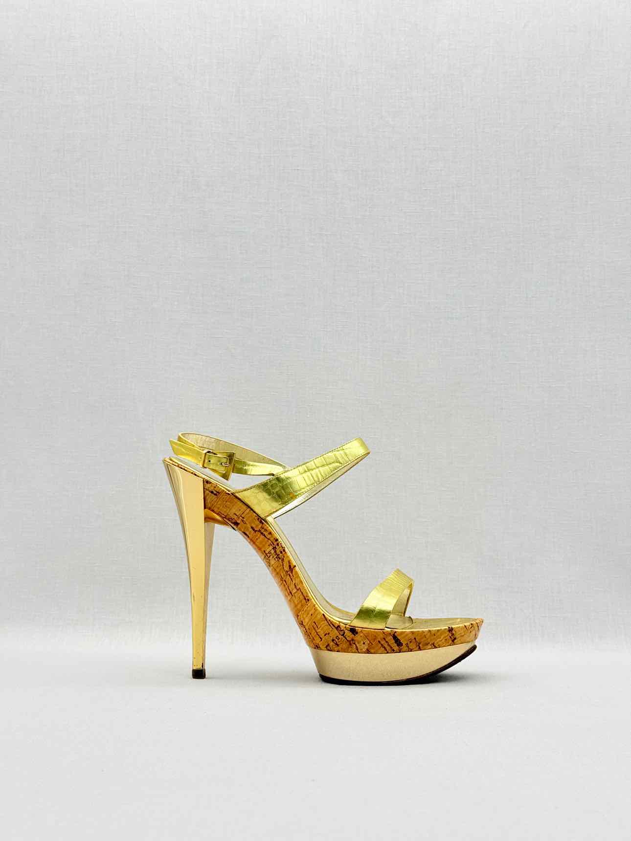 CASADEI Metallic Gold Size EU 38 Heeled Sandals