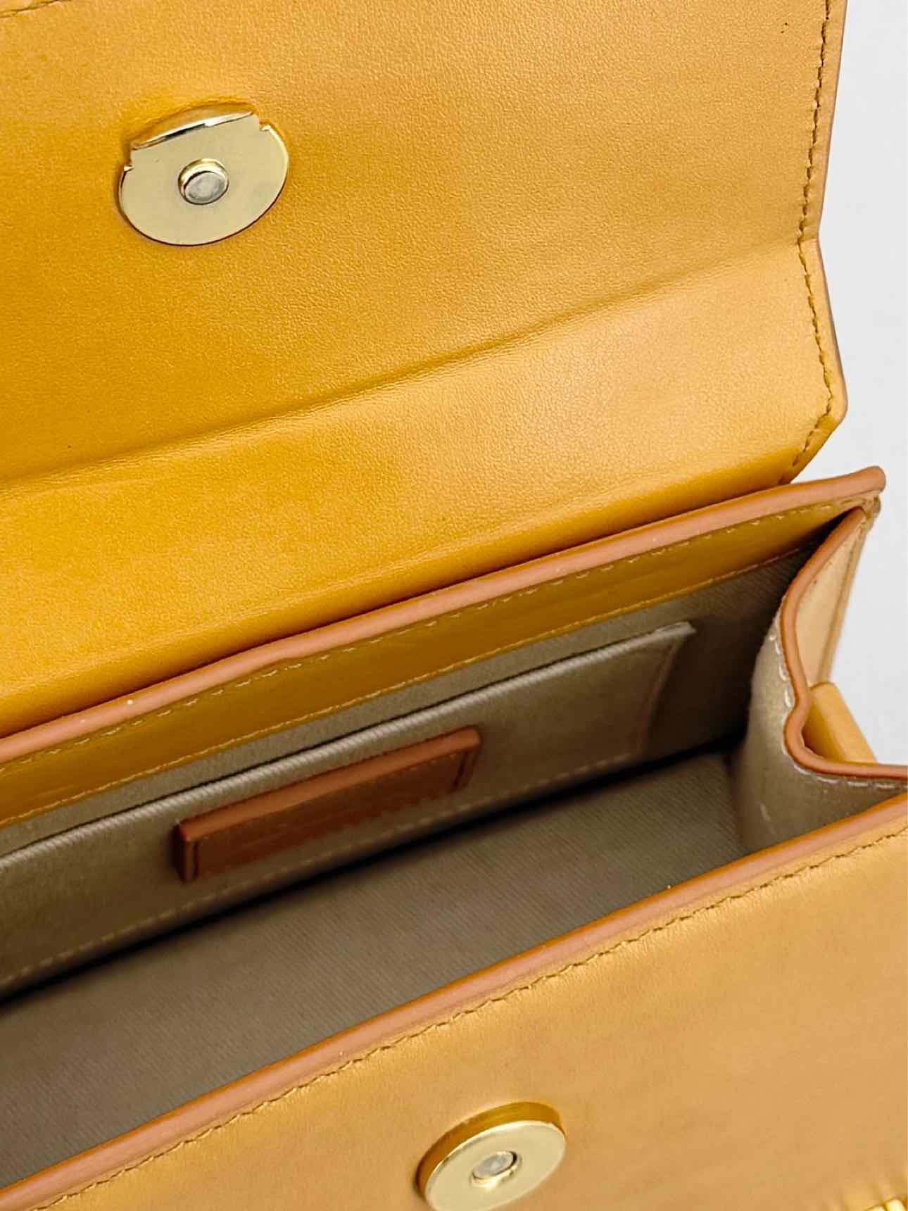 JACQUEMUS Le Chiquito Camel Top Handle