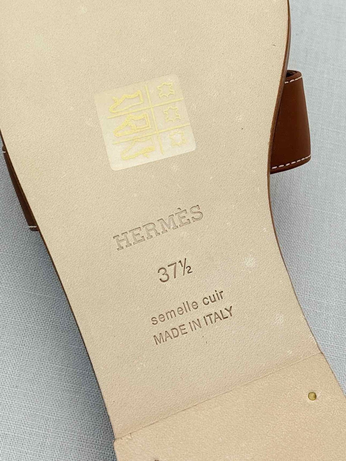 HERMES ORAN Gold Size EU 37.5 Sandals