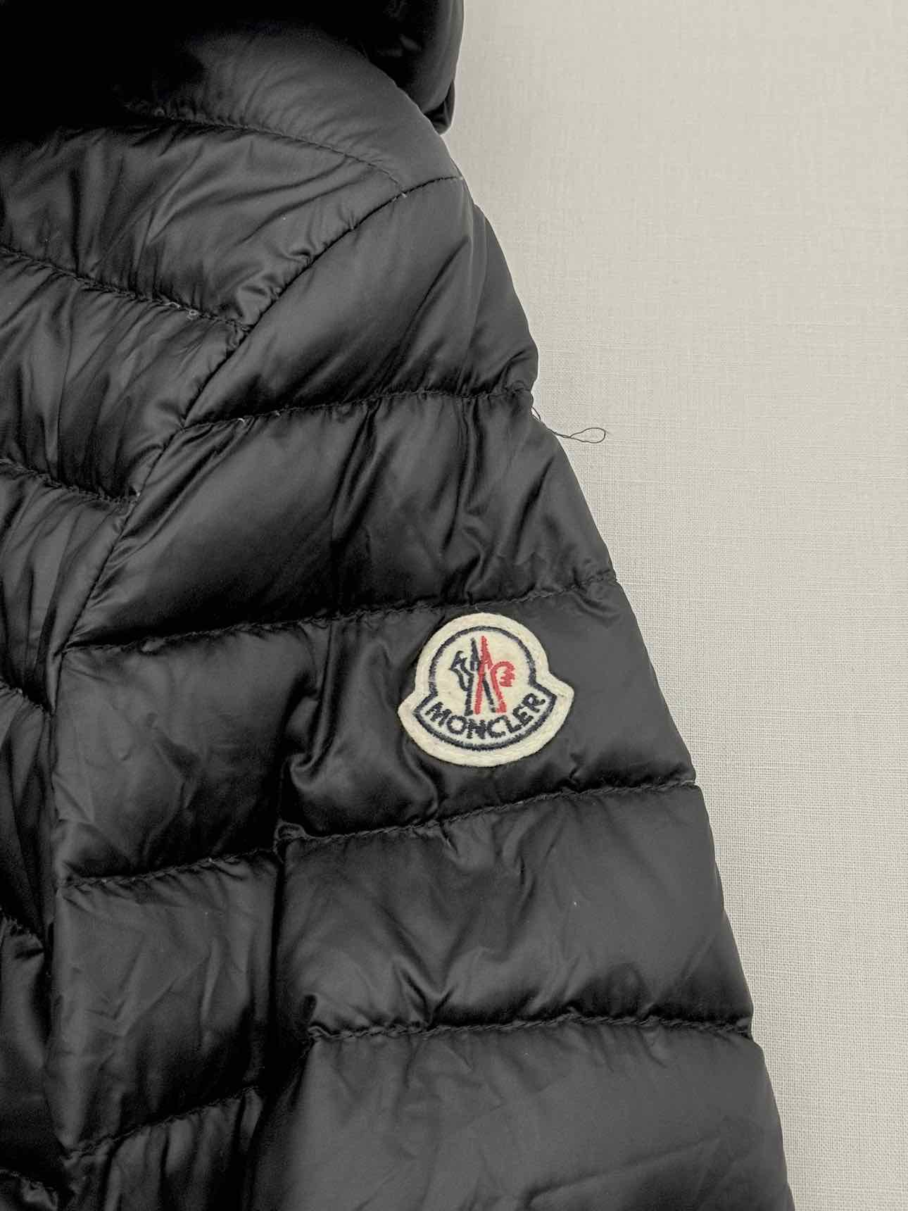 MONCLER Black Quilted Size US 0 Jacket