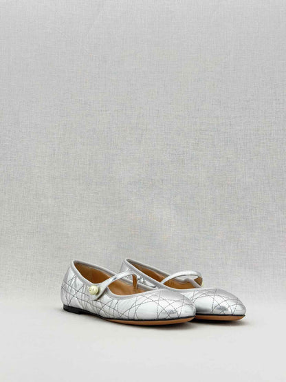 CHRISTIAN DIOR Silver Cannage Size EU 35 Ballet Flats