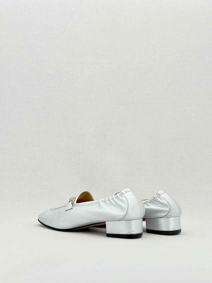 GUCCI Jordaan Silver Size EU 38.5 Loafers