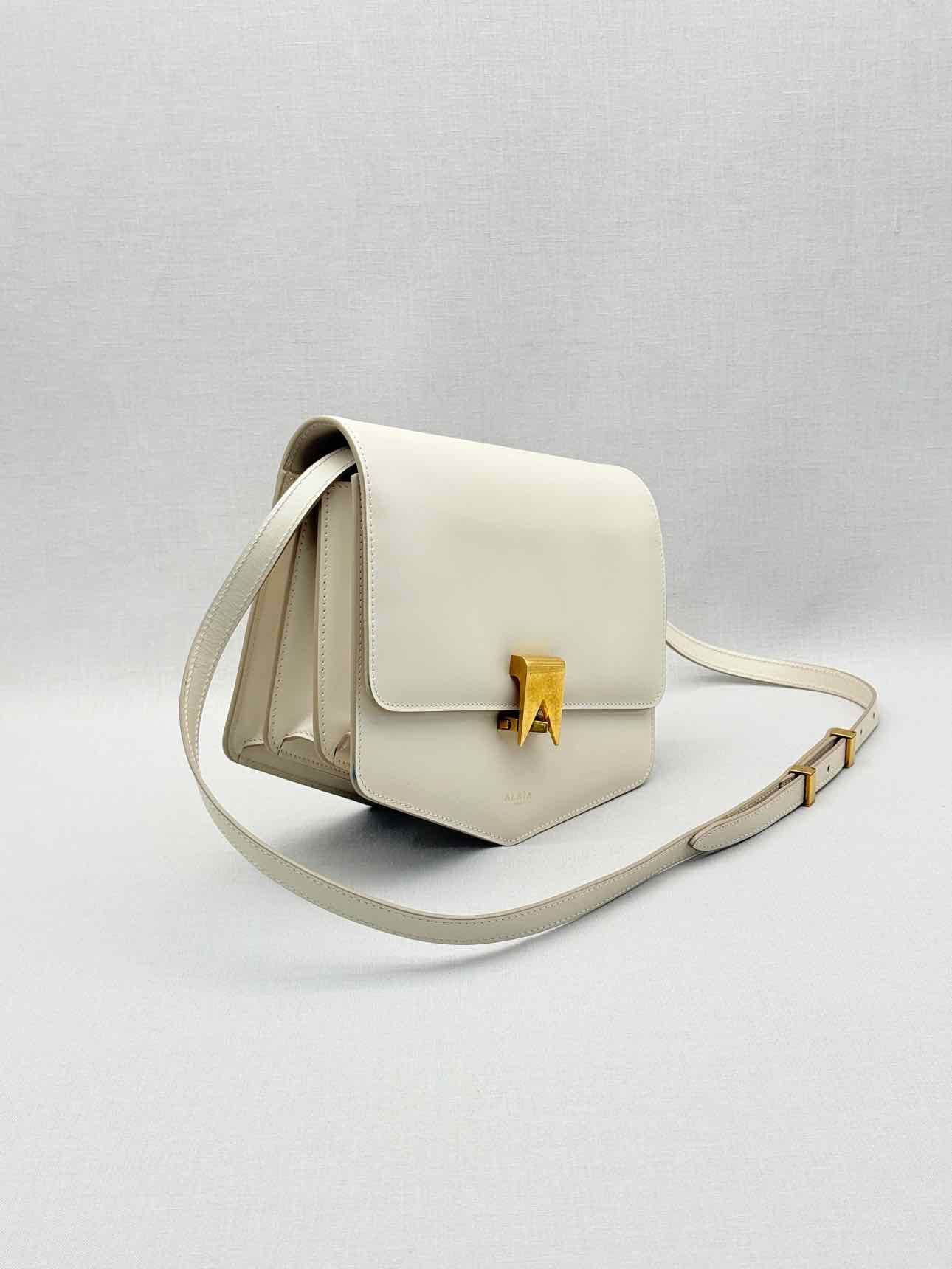 ALAIA Le Papa Off-white Shoulder Bag