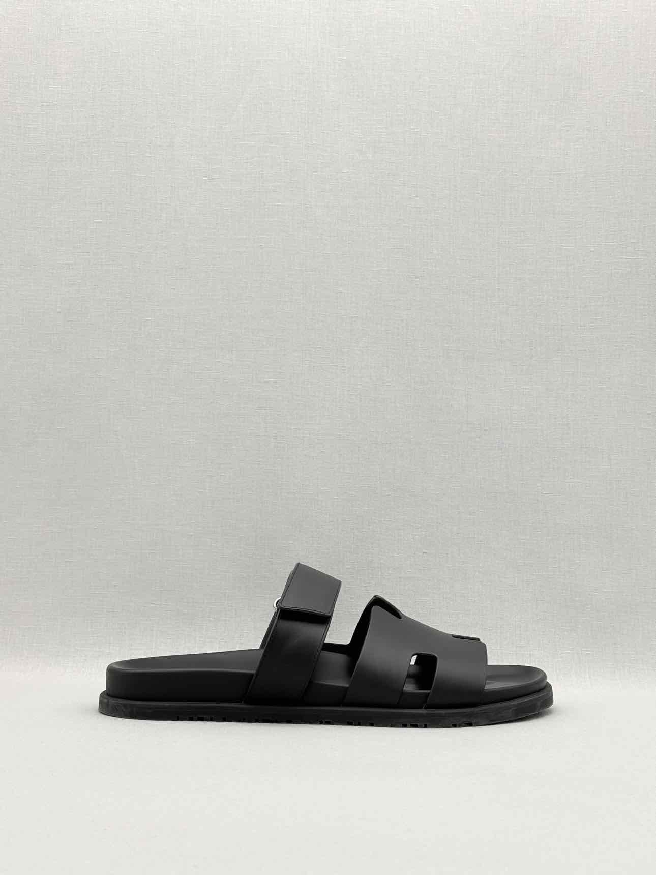HERMES Chypre Black Size EU 45 Sandals