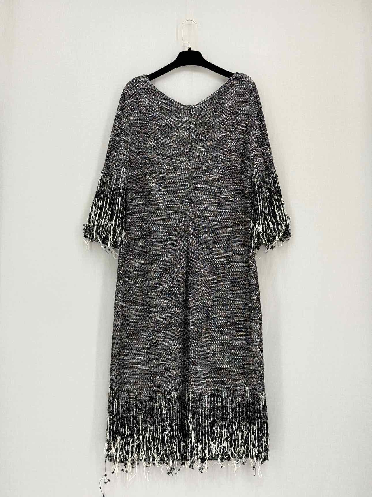 ST. JOHN Couture Black & White Size US 16 Midi Dress