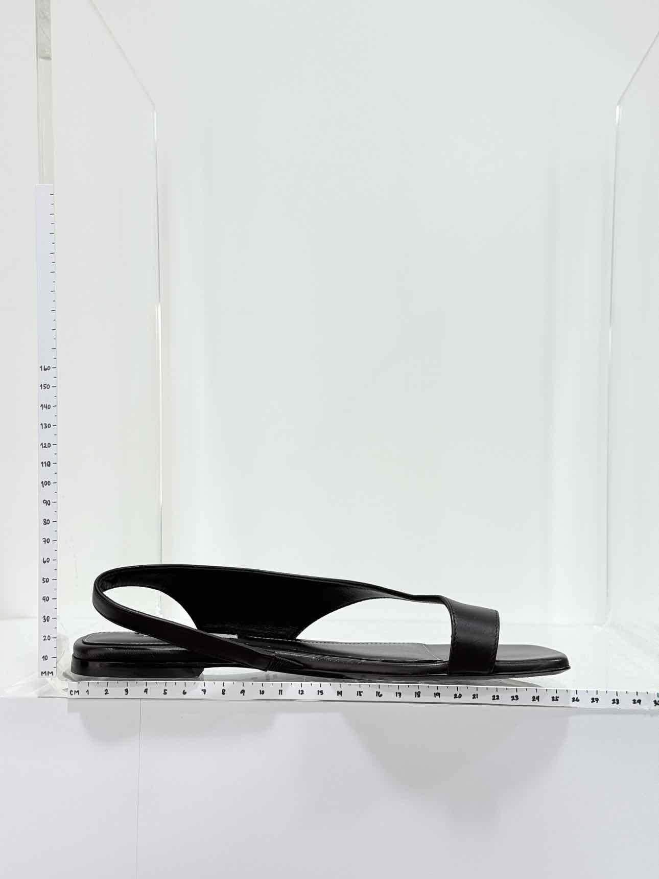 TOTEME Thong Black Size EU 39 Sandals