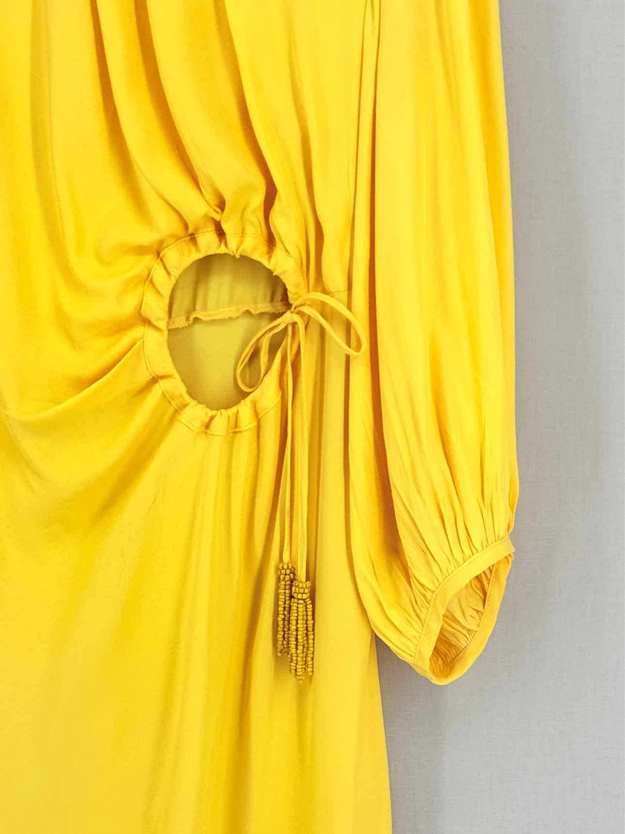 FARM RIO Front Circle Yellow Size Medium Midi Dress