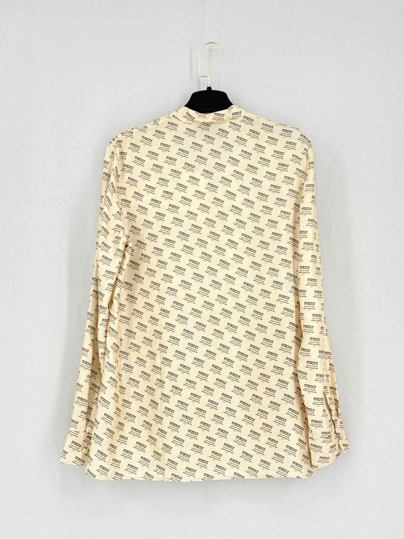 GUCCI Gold w/ Black Invite Stamp Print Size US 6 Shirt