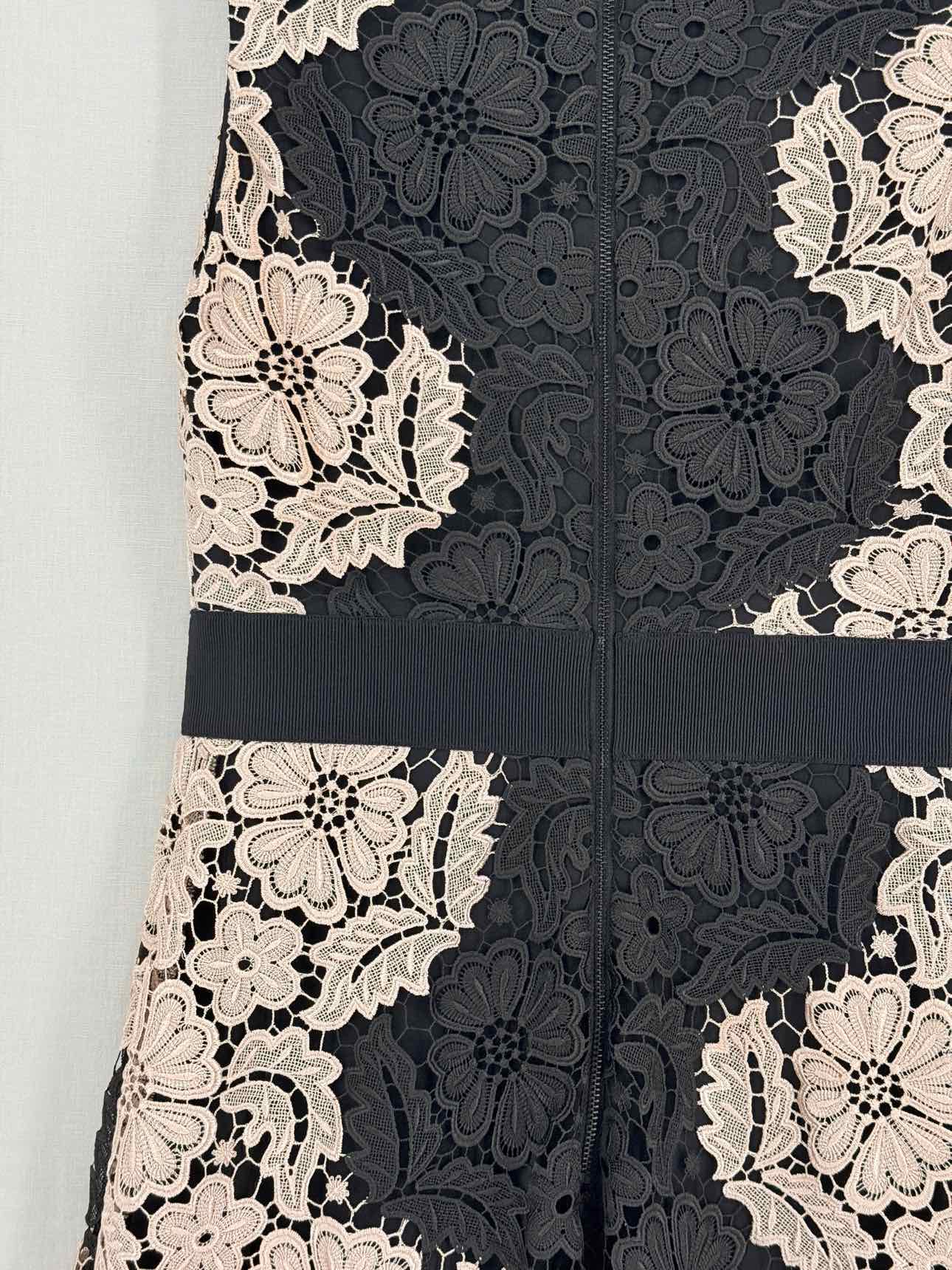 ALICE + OLIVIA Black & Beige Lace Size US 4 Short Dress
