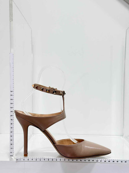 VALENTINO GARAVANI Rockstud Beige Size EU 39 Pumps