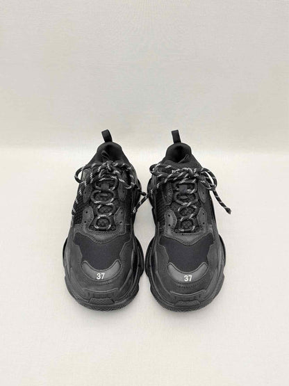 BALENCIAGA Triple S Black Size EU 37 Sneakers