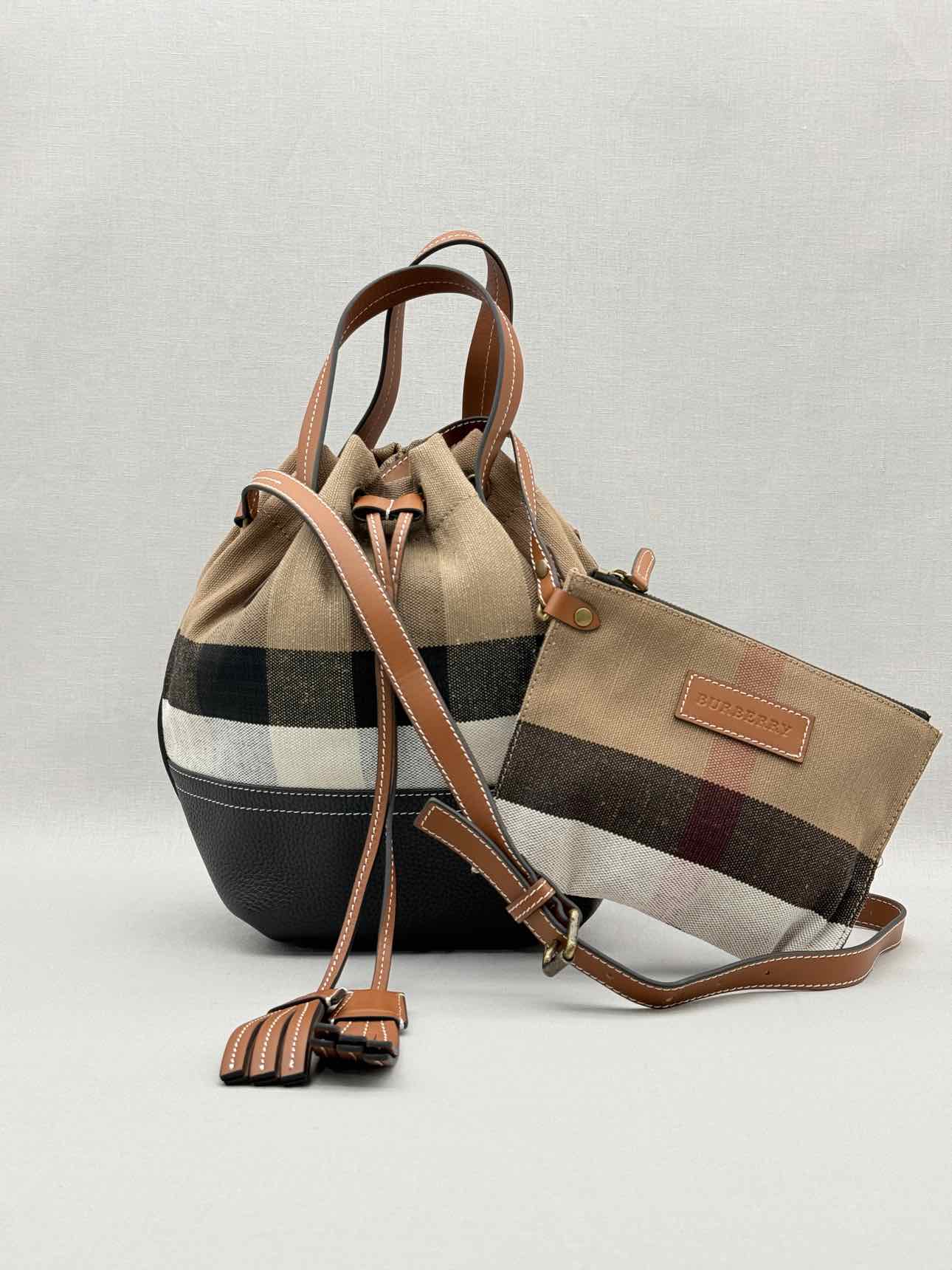 BURBERRY Heston Black Multicolor Check Bucket Bag