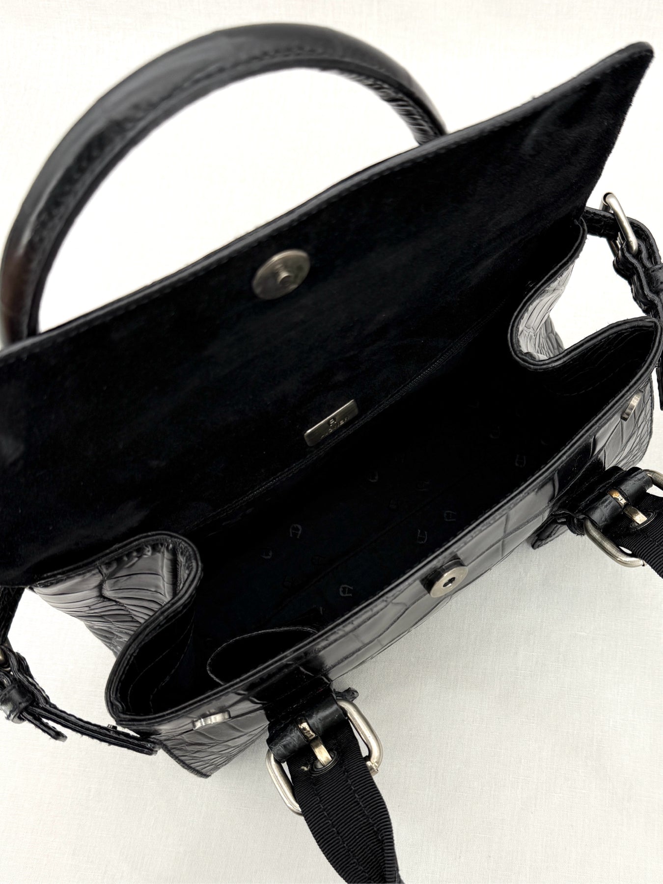 AIGNER Black Top Handle