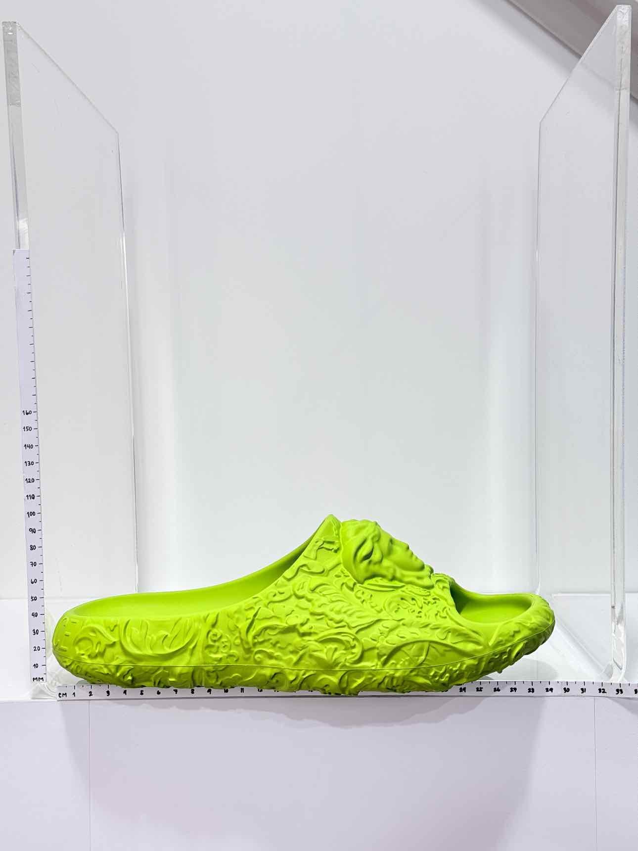 VERSACE Medusa Neon Green Size EU 43 Slides