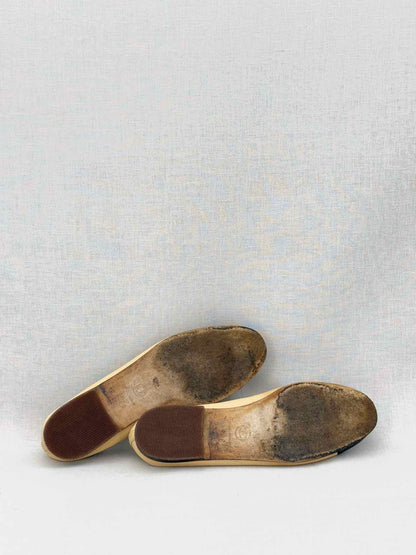 CHANEL Beige & Black Size EU 37 Ballet Flats