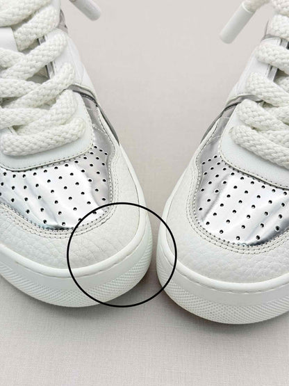VALENTINO GARAVANI White Size EU 38 Sneakers