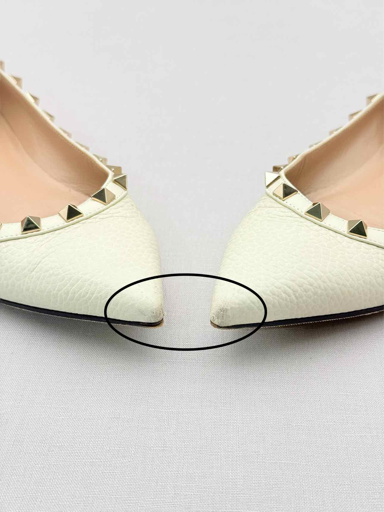 VALENTINO GARAVANI Off-white Size EU 35.5 Ballet Flats